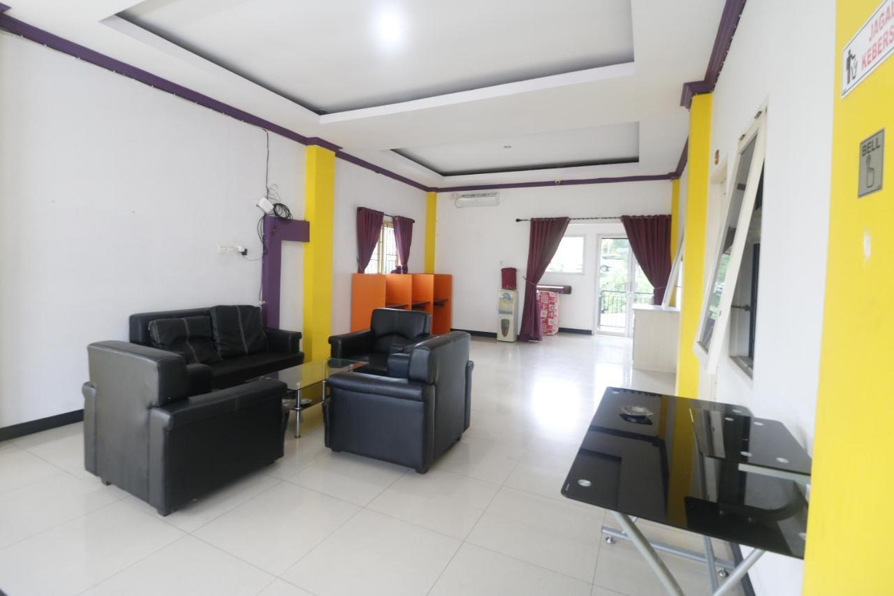 Reddoorz Syariah Near Bscc Dome Balikpapan (Borneo) Exterior foto