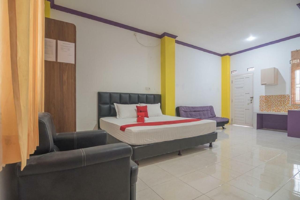 Reddoorz Syariah Near Bscc Dome Balikpapan (Borneo) Exterior foto
